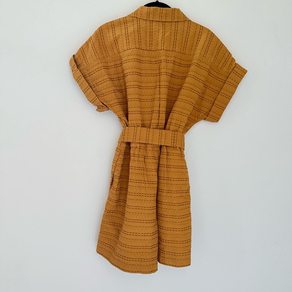 Madewell Seersucker Camp Romper in Sahara Sand, Size Medium - Picture 4 of 10